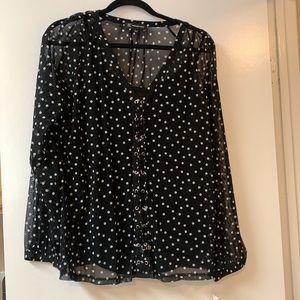 L INC NWT 2piece set. Tank covered with black gauzy blouse w white dots.